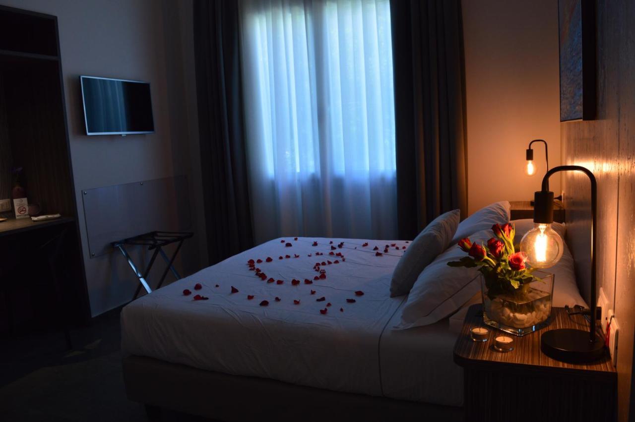 Bed And Breakfast Villa Tota Катандзаро Экстерьер фото